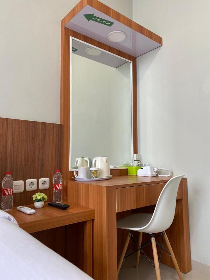 Oyo 2816 Privato Suite Kembaran Экстерьер фото