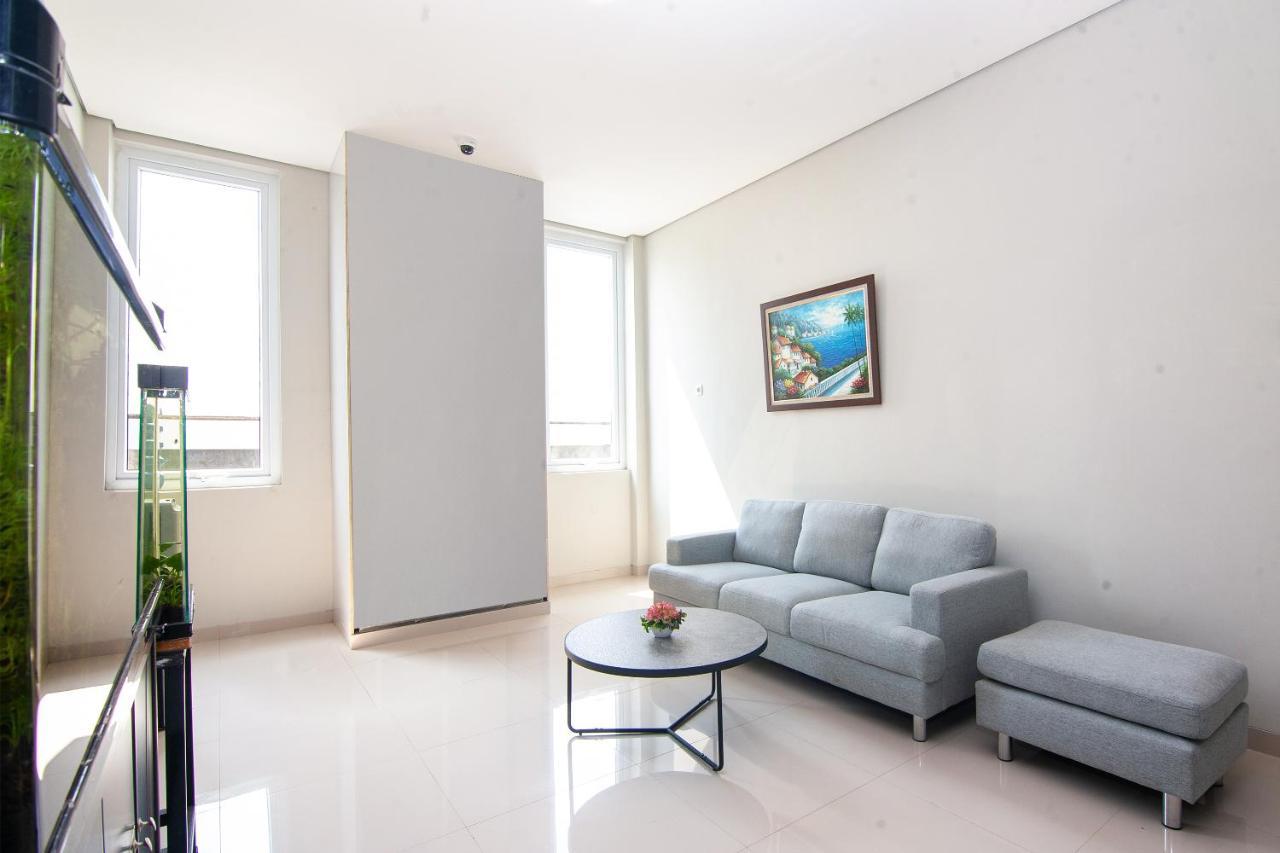 Oyo 2816 Privato Suite Kembaran Экстерьер фото